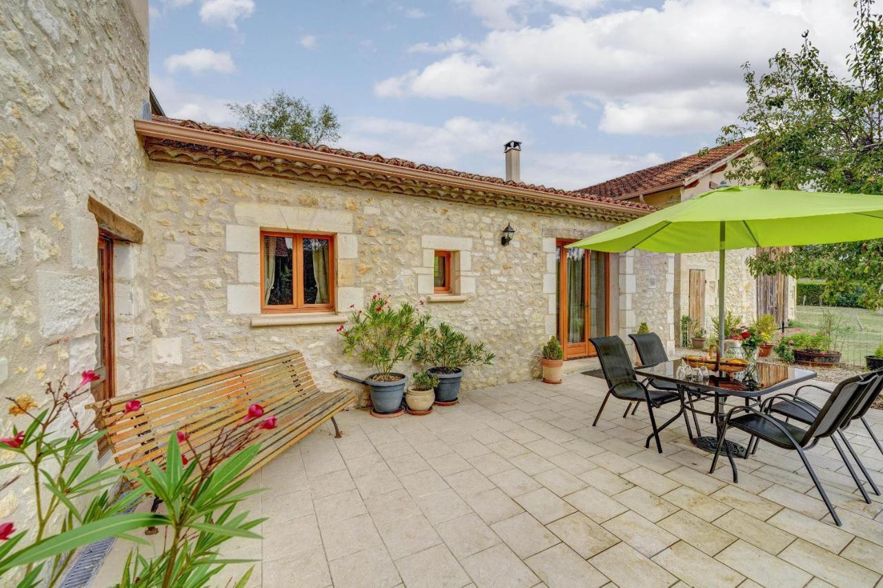 Gites Le Clos Du Verger Maurens  Eksteriør billede