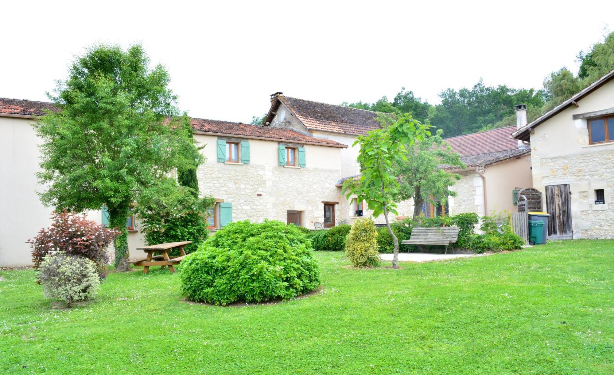 Gites Le Clos Du Verger Maurens  Eksteriør billede